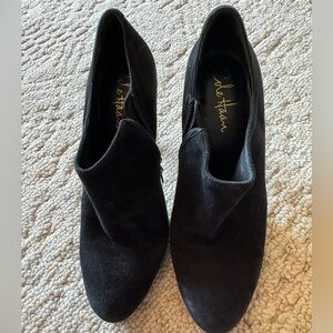 Cole Haan 4” heel side zip shoes